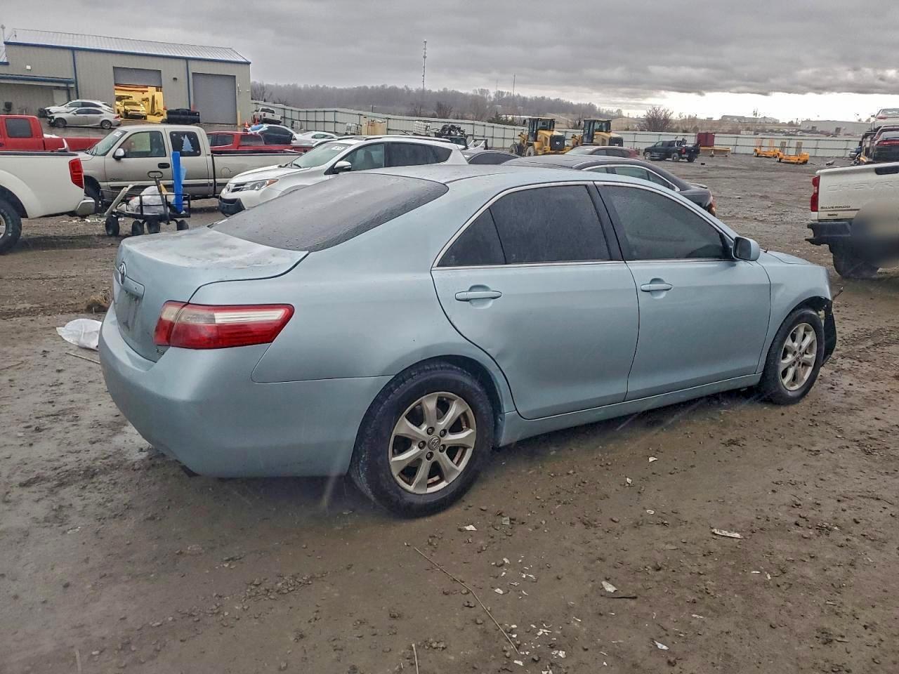 2008 TOYOTA CAMRY CE photo 3