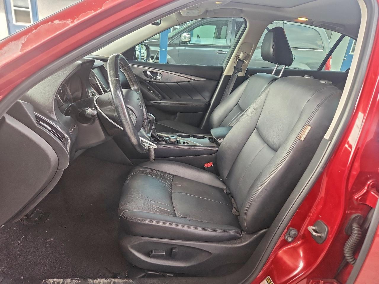 2015 INFINITI Q50 BASE photo 7