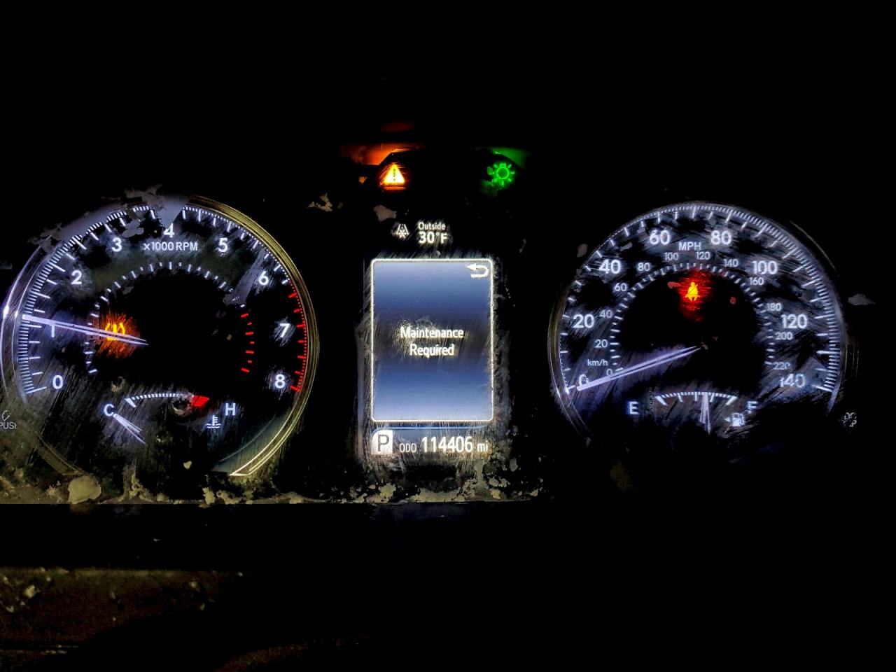 2015 TOYOTA CAMRY LE photo 9