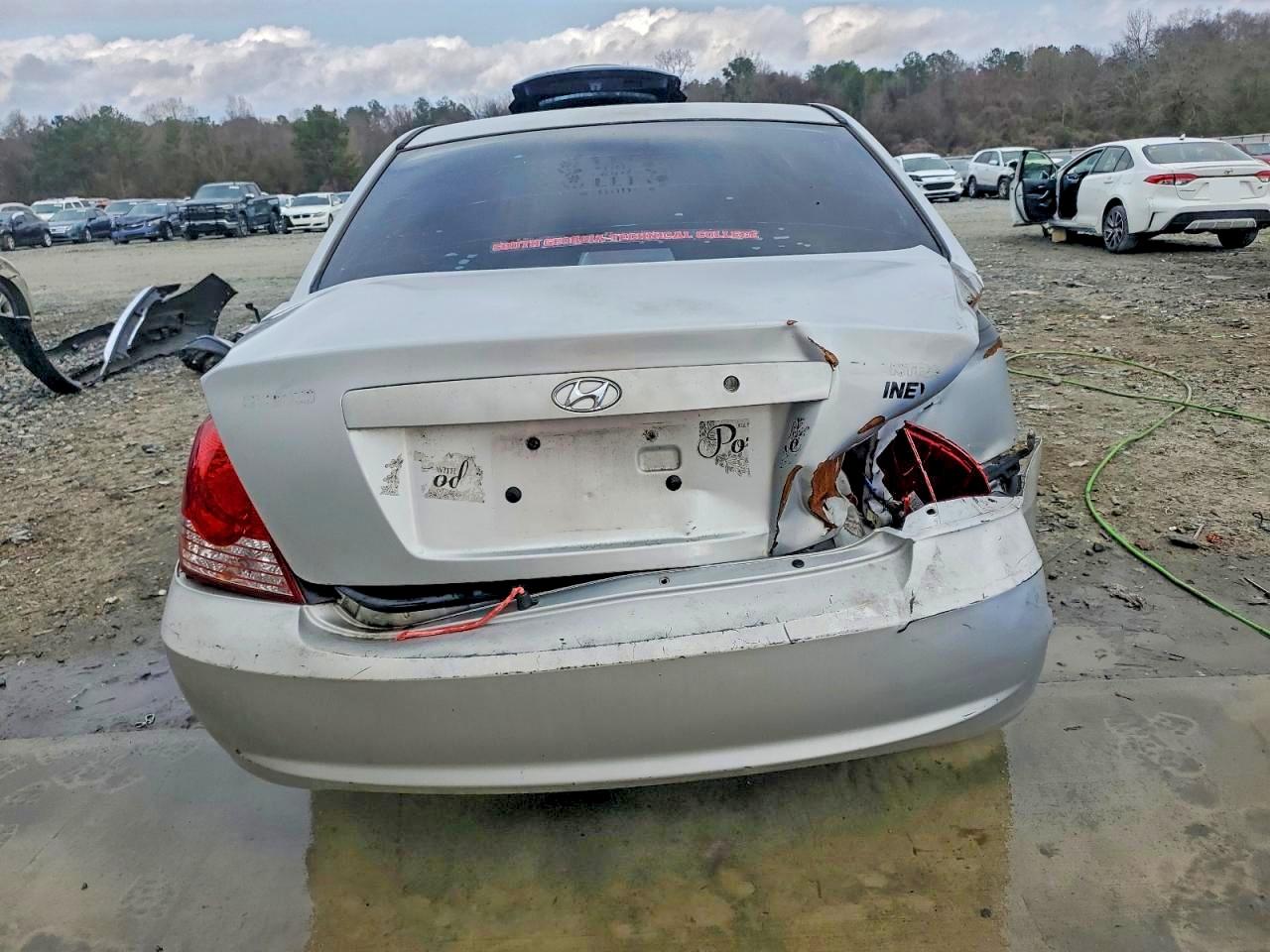 2006 HYUNDAI ELANTRA GLS photo 6