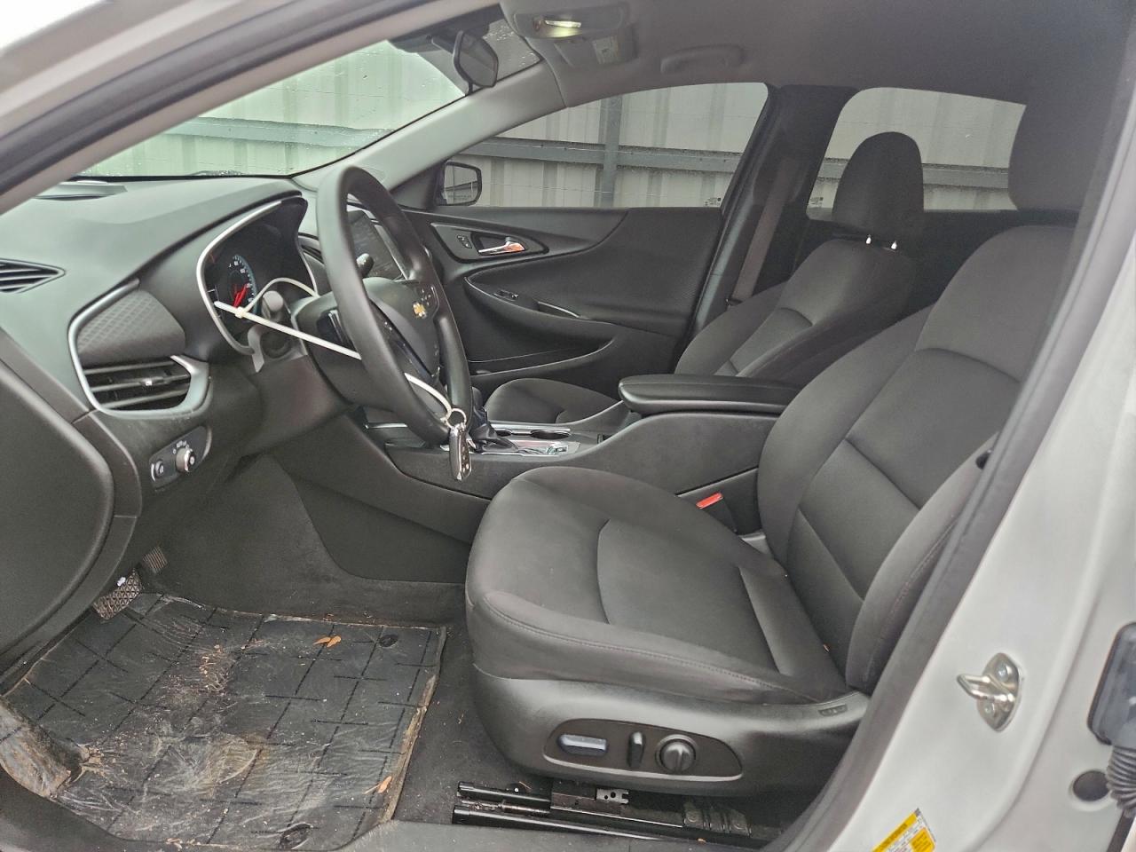 2023 CHEVROLET MALIBU LT photo 7