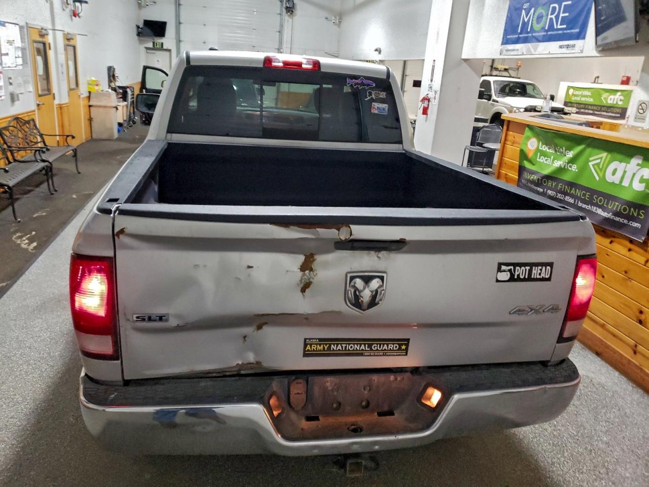 2018 RAM 1500 SLT photo 6