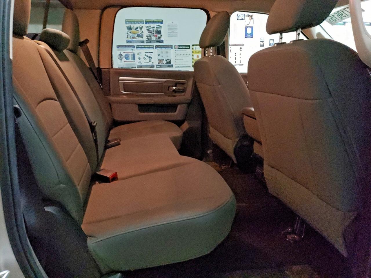 2018 RAM 1500 SLT photo 10