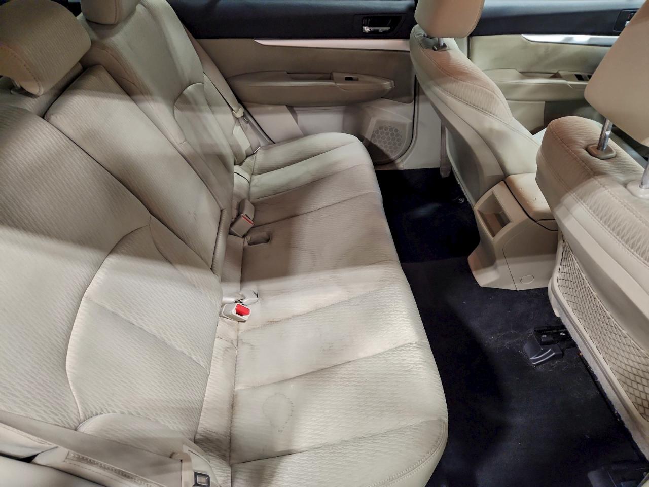 2011 SUBARU OUTBACK 2.5I PREMIUM photo 10