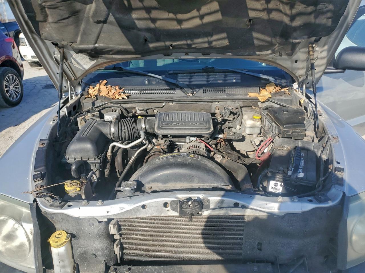 2005 DODGE DAKOTA QUAD photo 11
