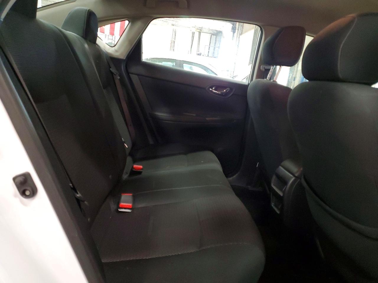 2019 NISSAN SENTRA S photo 10