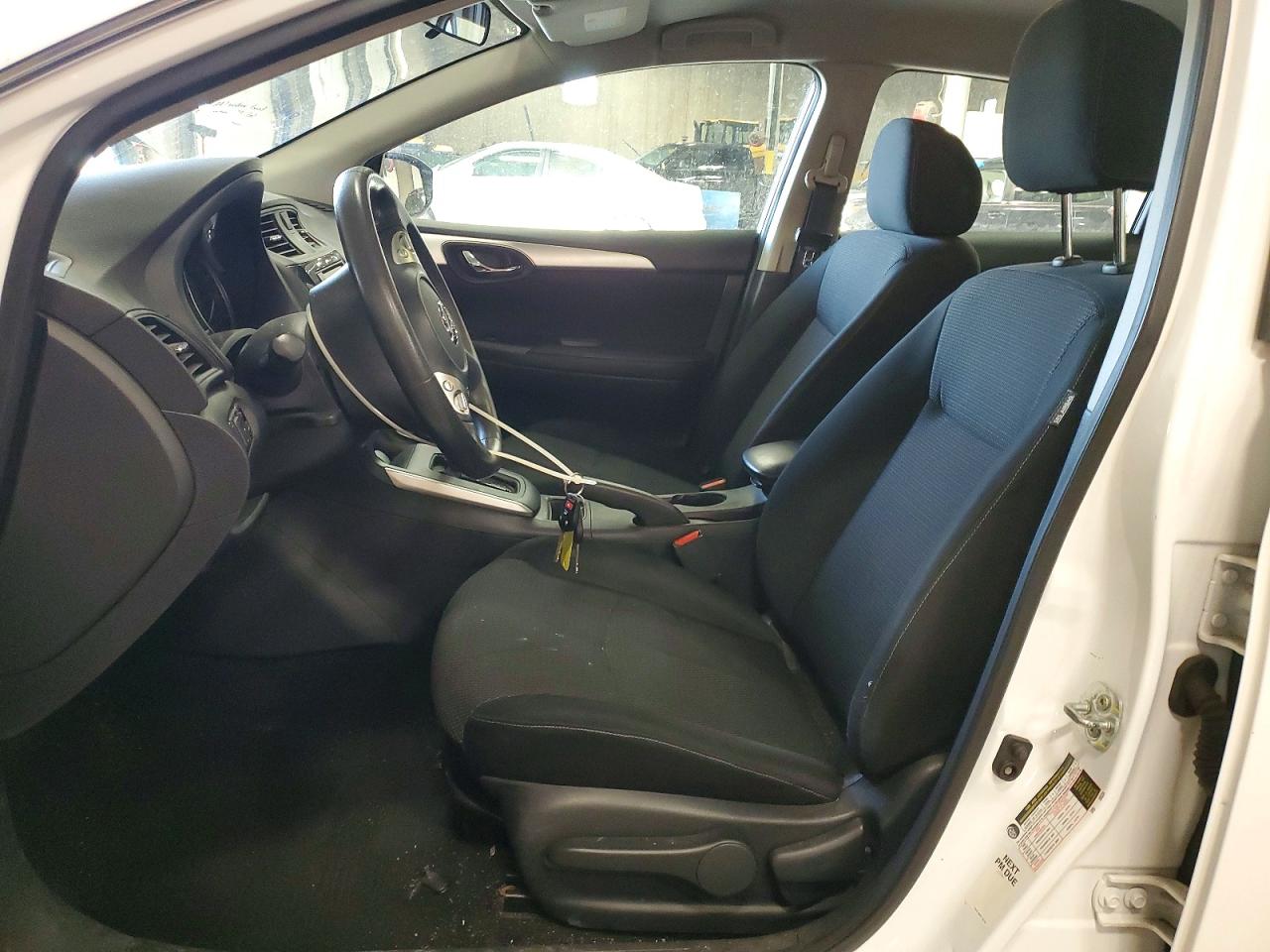 2019 NISSAN SENTRA S photo 7