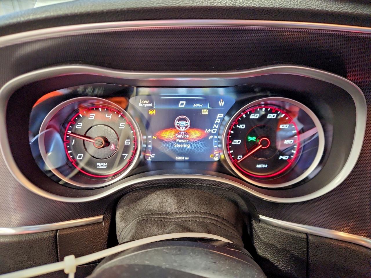 2016 DODGE CHARGER SXT photo 9