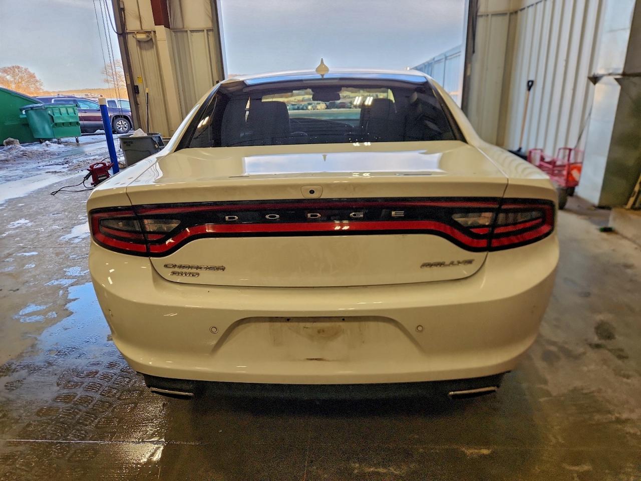 2016 DODGE CHARGER SXT photo 6