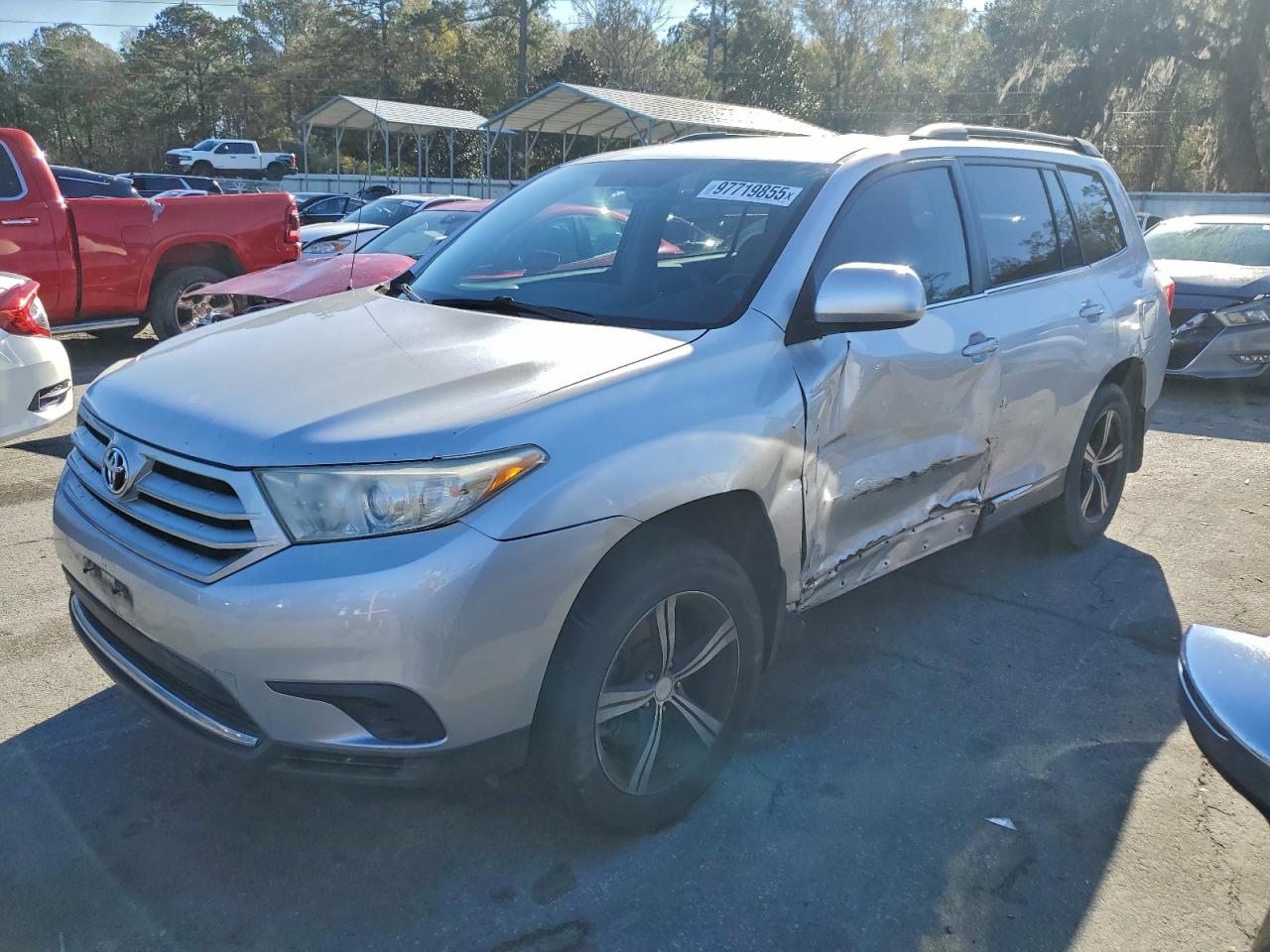 2011 TOYOTA HIGHLANDER