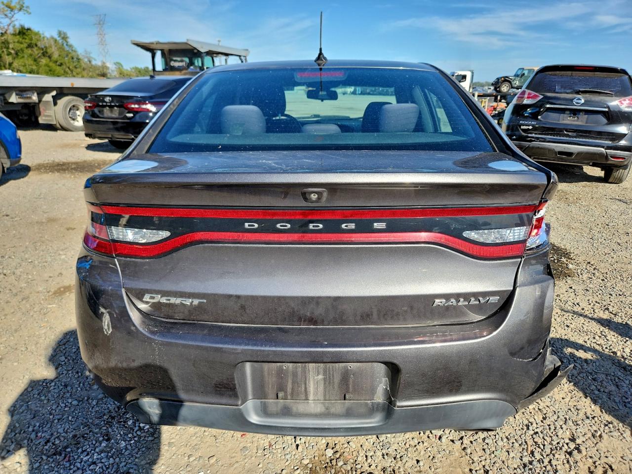 2015 DODGE DART SXT photo 16