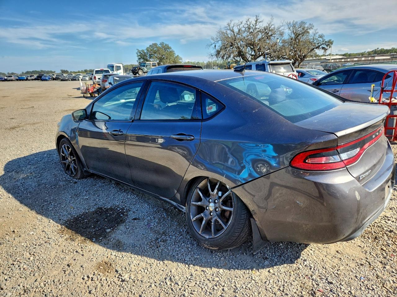 2015 DODGE DART SXT photo 4