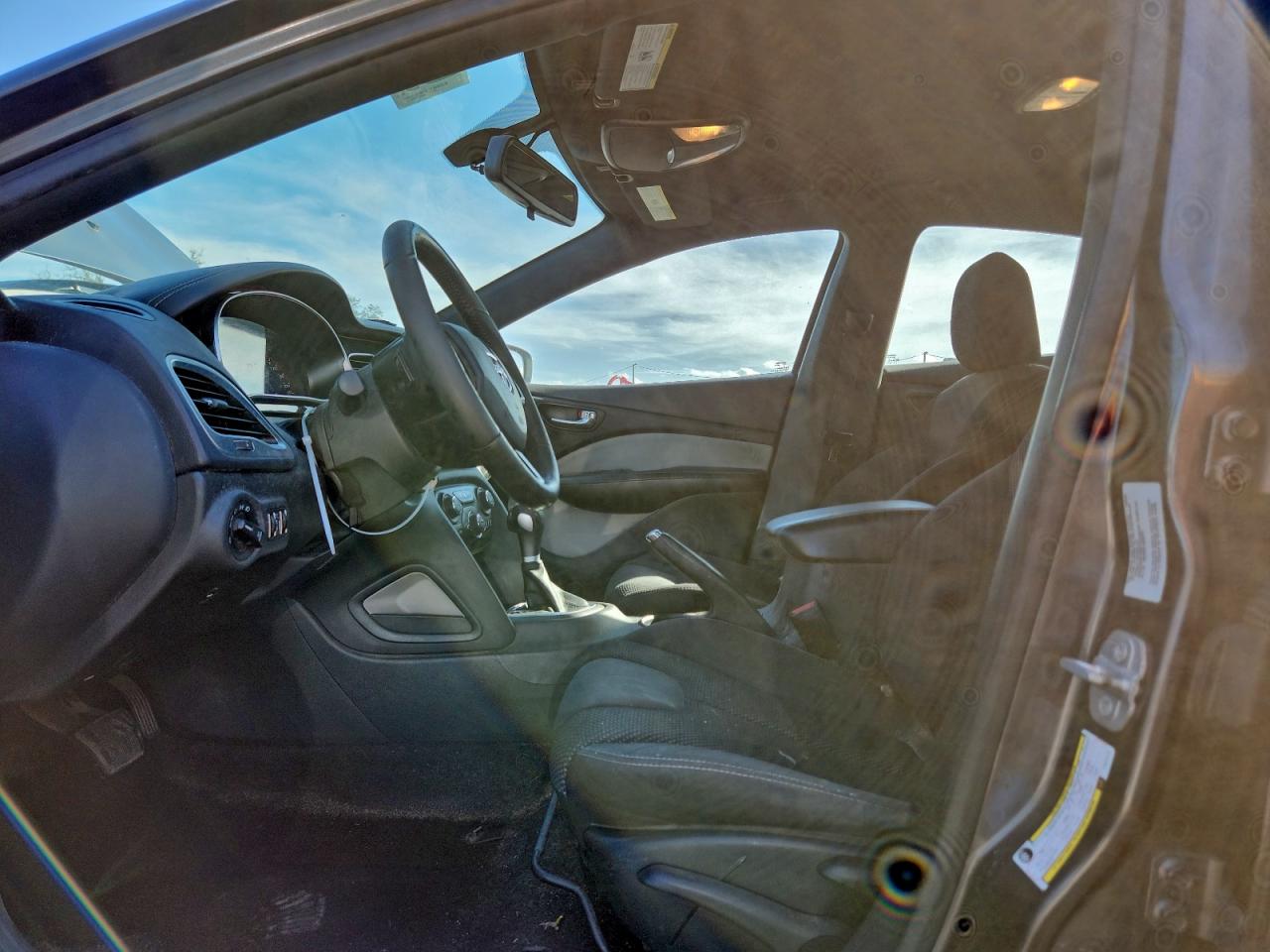 2015 DODGE DART SXT photo 19