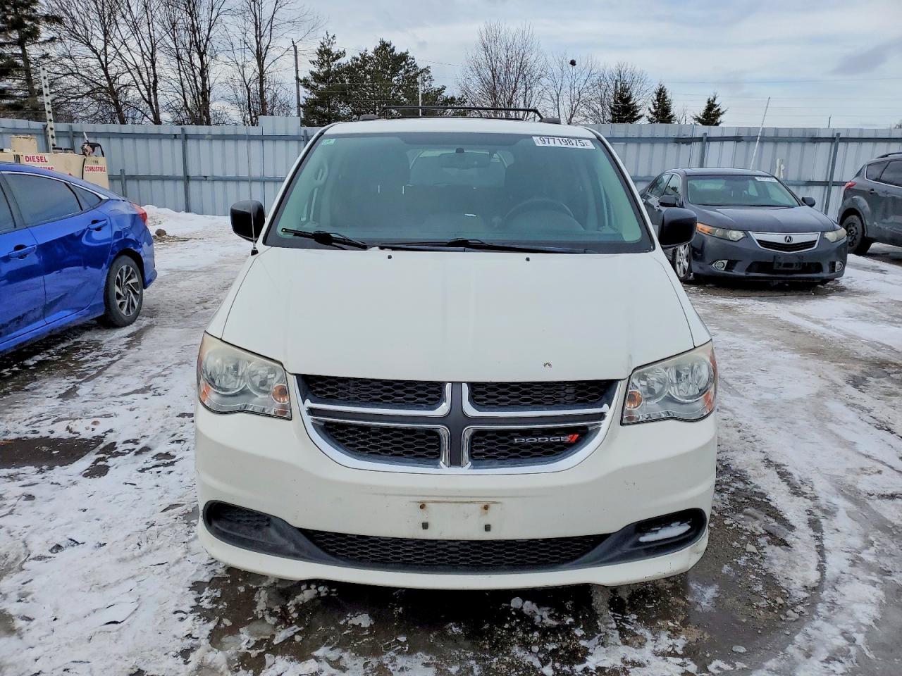2013 DODGE GRAND CARAVAN SE photo 5