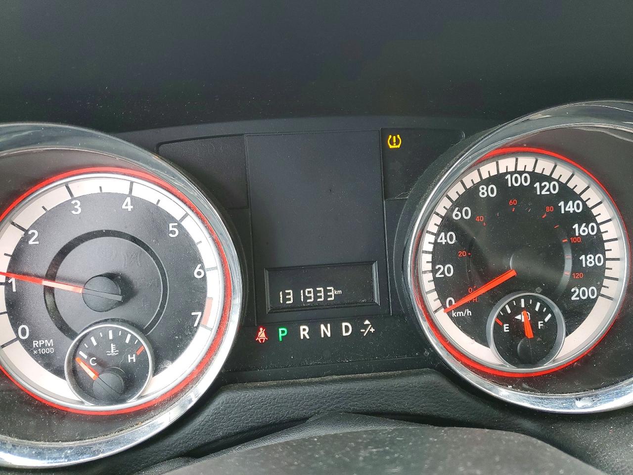 2013 DODGE GRAND CARAVAN SE photo 9