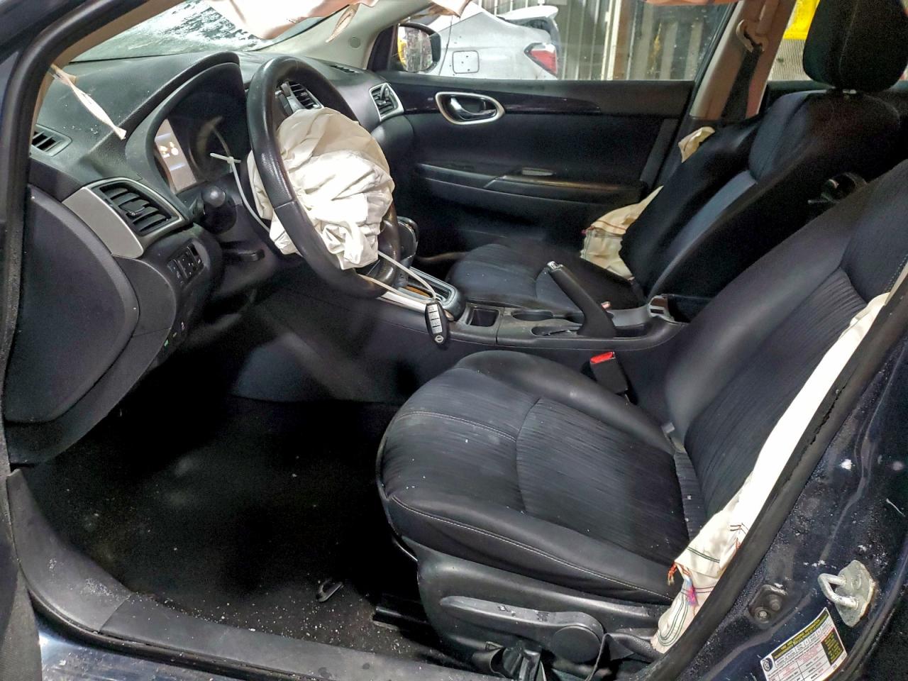 2016 NISSAN SENTRA S photo 7