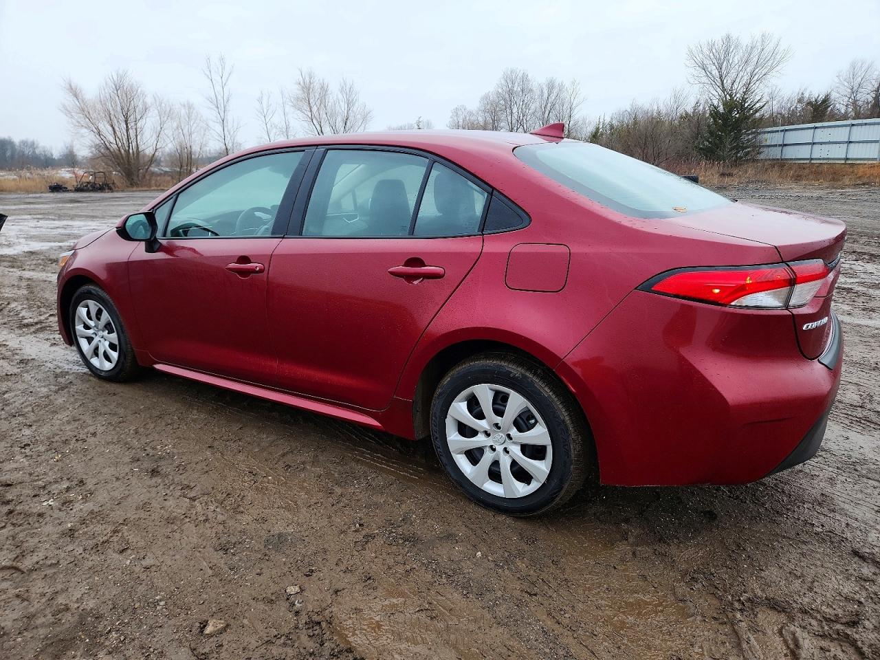 2025 TOYOTA COROLLA LE photo 2