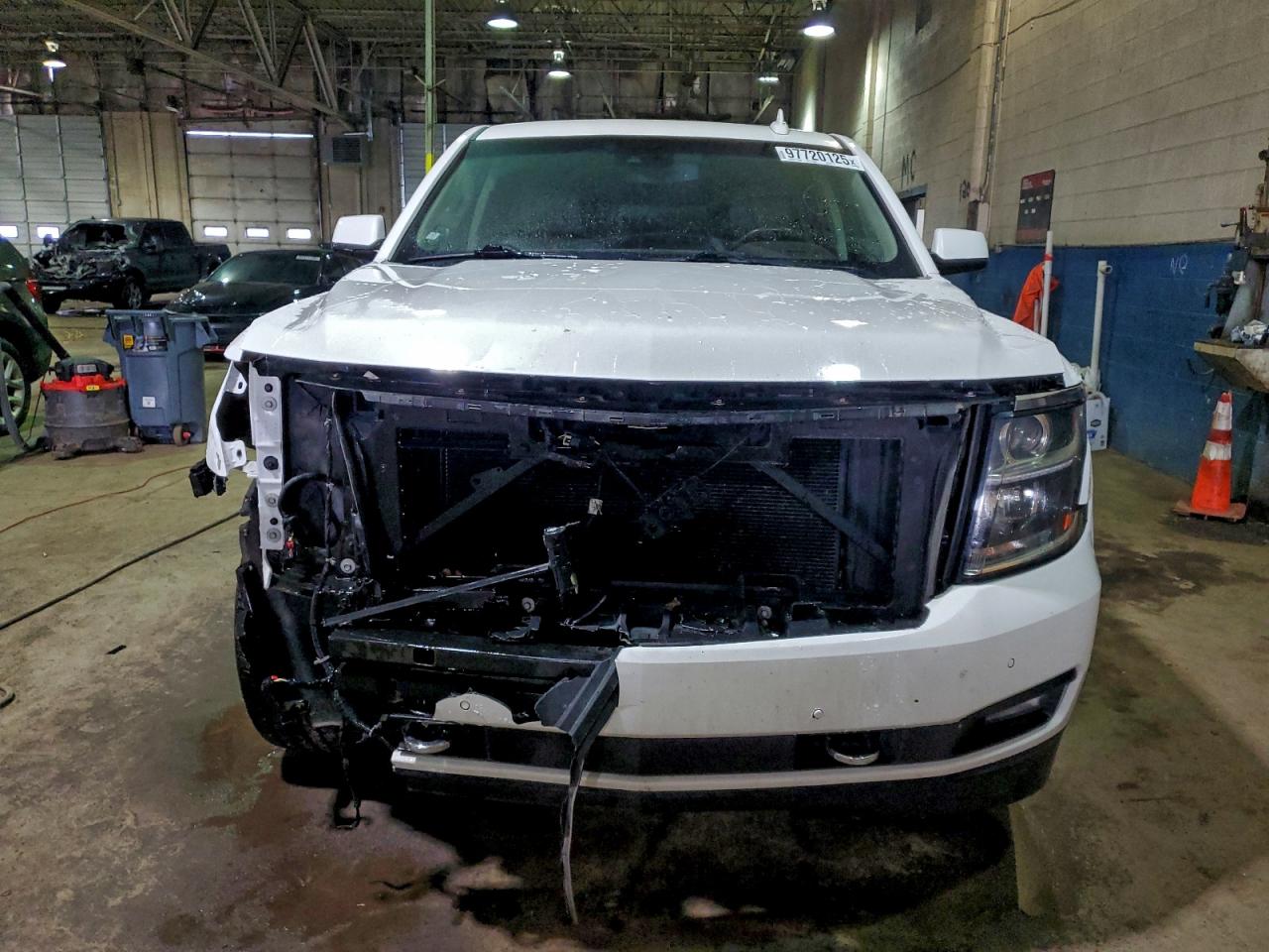 2018 CHEVROLET SUBURBAN K1500 LT photo 5