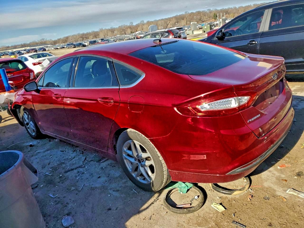 2014 FORD FUSION SE photo 2