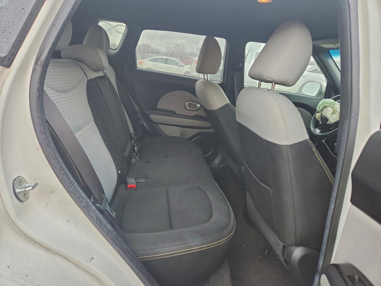 2015 KIA SOUL + photo 10