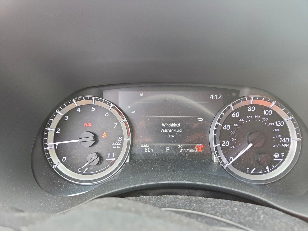 2024 TOYOTA HIGHLANDER LE photo 9