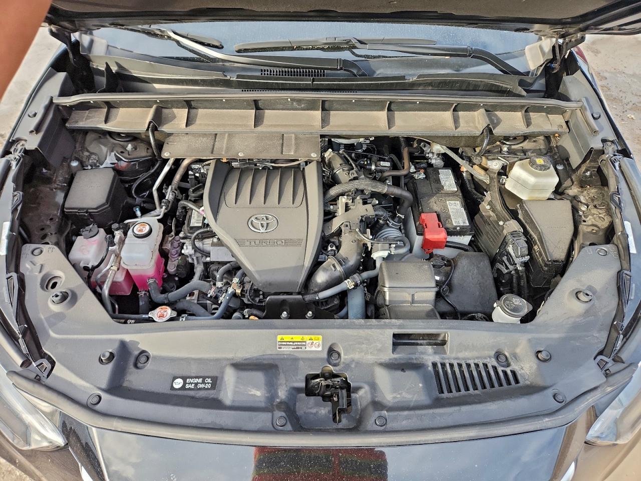 2024 TOYOTA HIGHLANDER LE photo 12