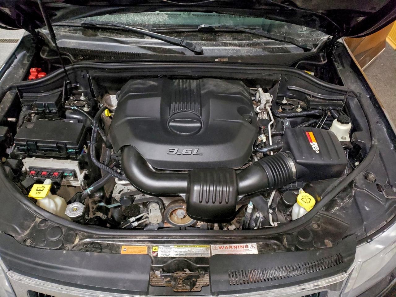 2011 JEEP GRAND CHEROKEE LAREDO photo 12
