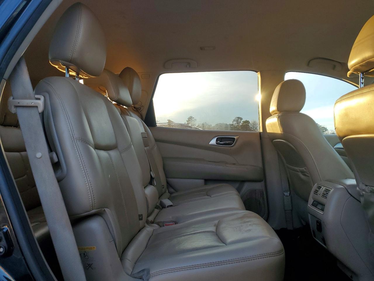 2017 NISSAN PATHFINDER S photo 11