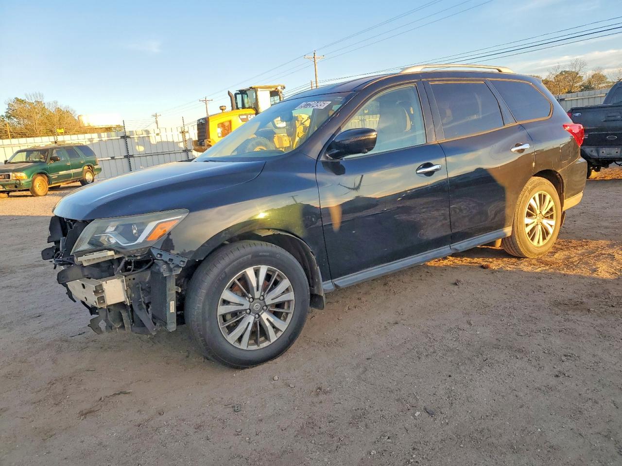 2017 NISSAN PATHFINDER