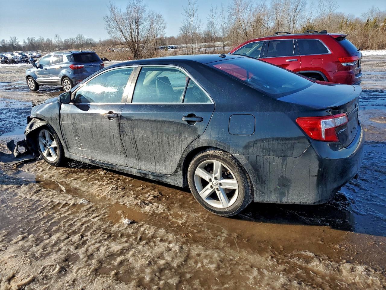 2013 TOYOTA CAMRY L photo 3