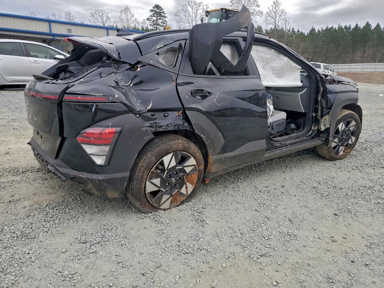 2025 HYUNDAI KONA SEL photo 5