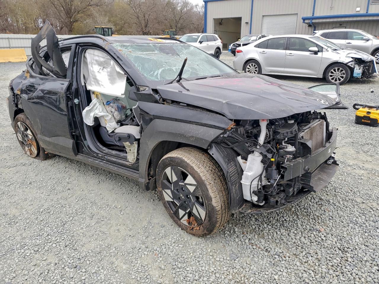 2025 HYUNDAI KONA SEL photo 7