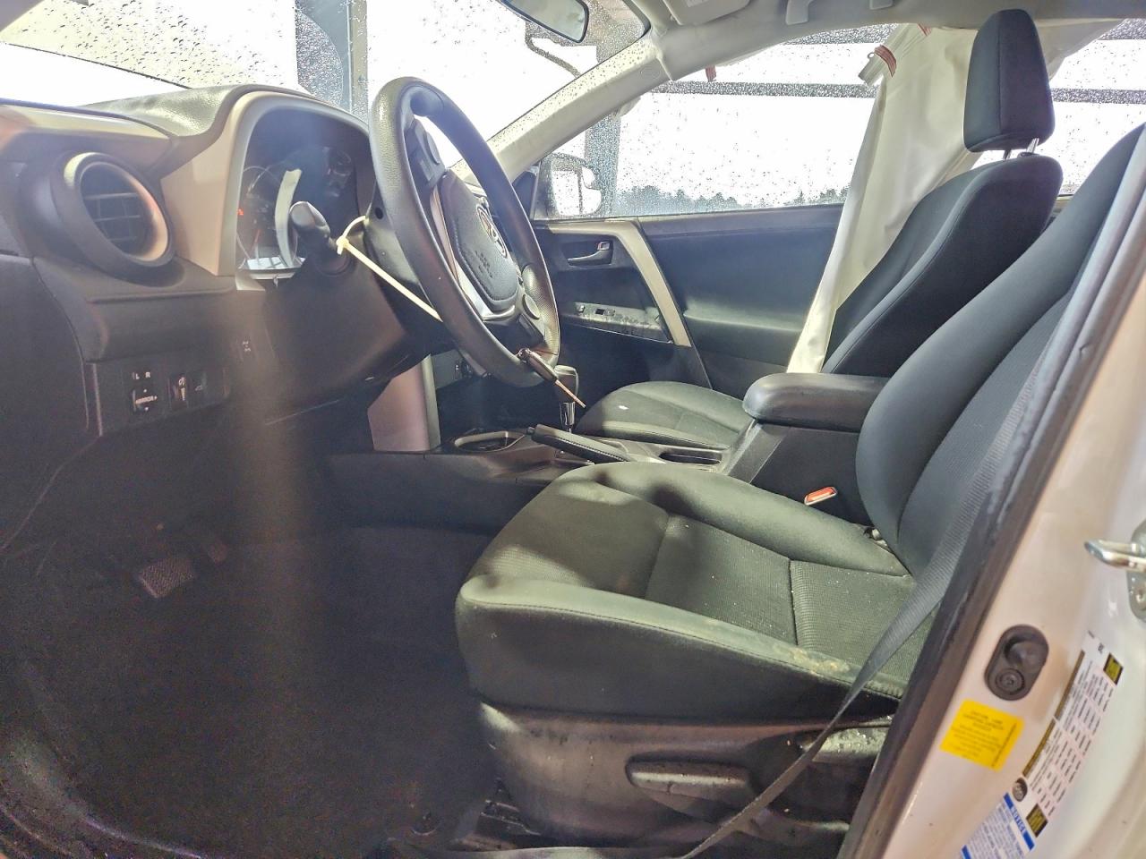 2016 TOYOTA RAV4 LE photo 7