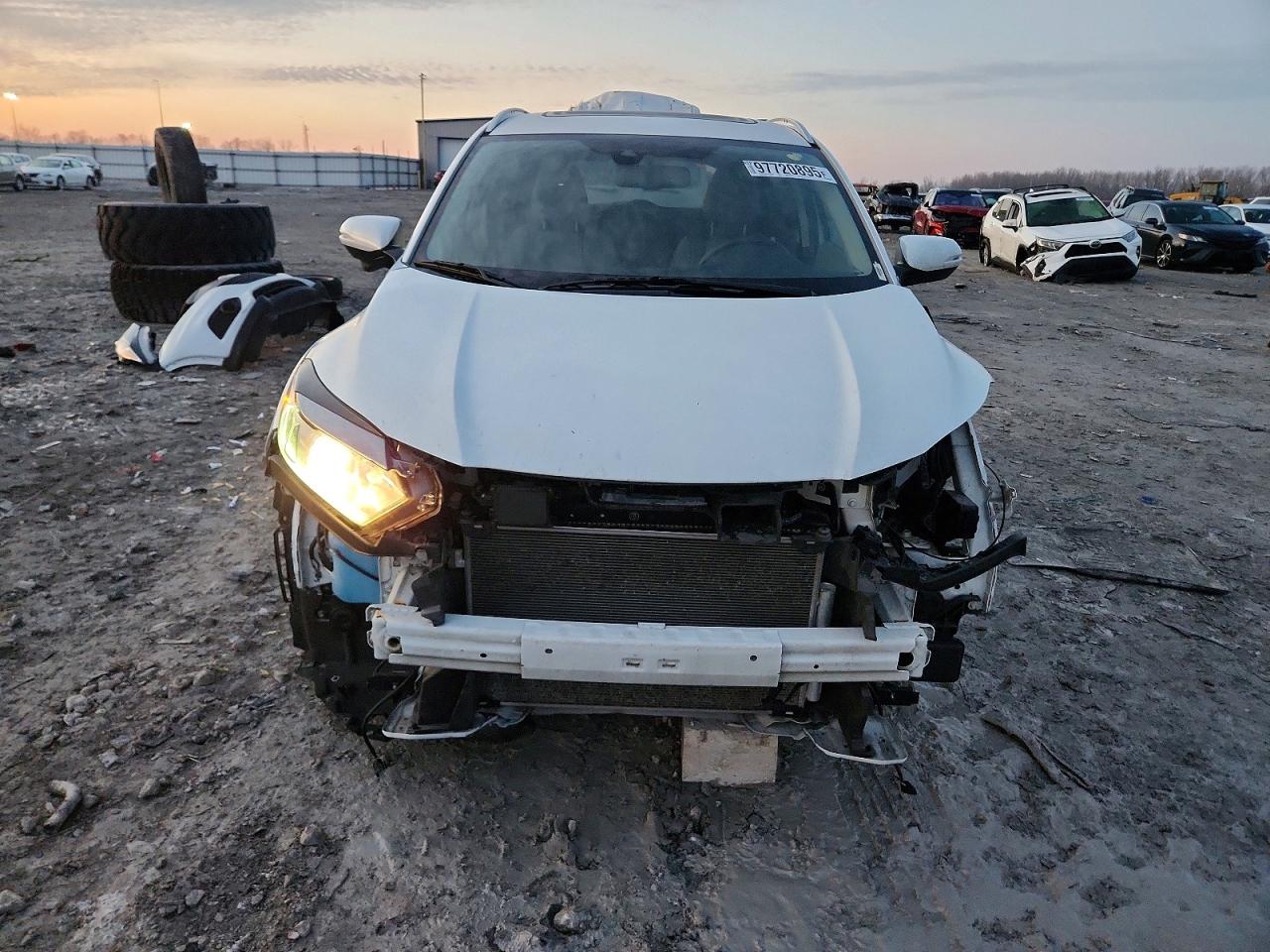 2021 HONDA HR-V EXL photo 9