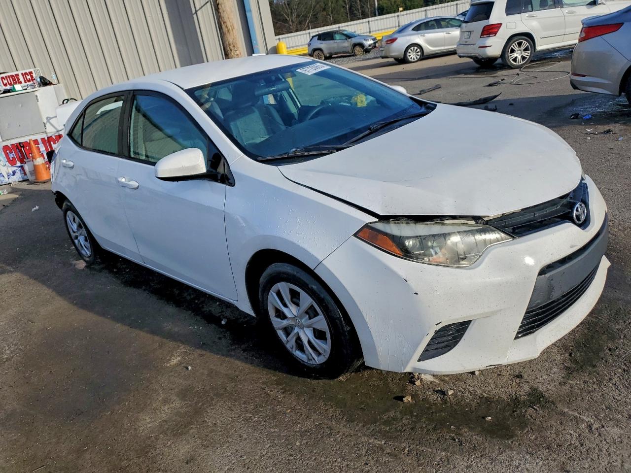2016 TOYOTA COROLLA L photo 4