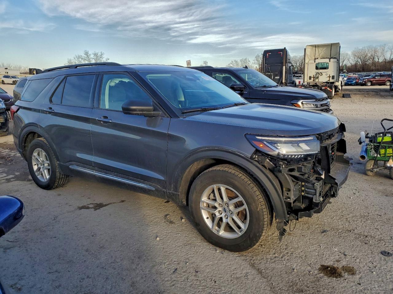 2025 FORD EXPLORER ACTIVE photo 10