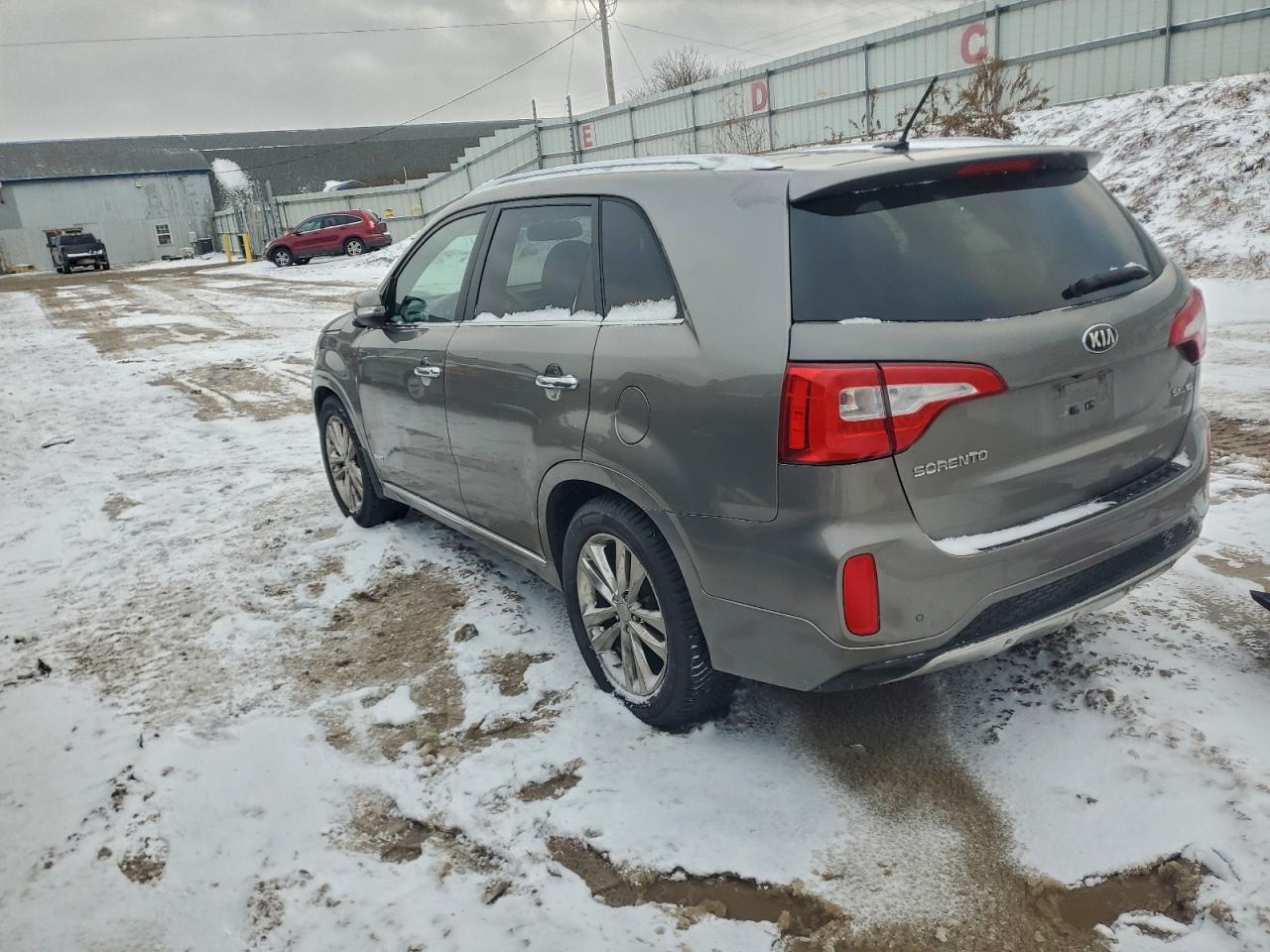 2015 KIA SORENTO SX photo 2