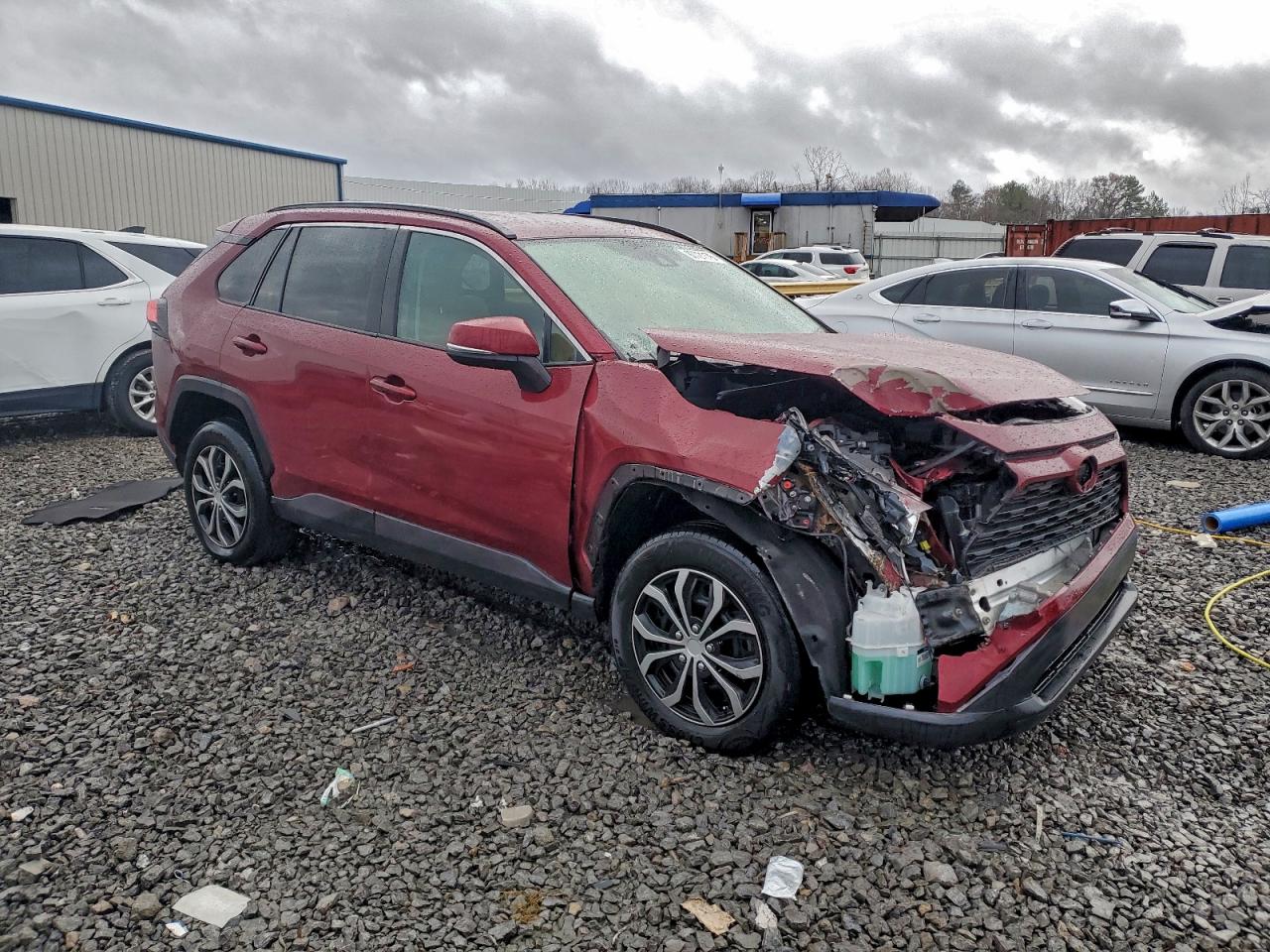 2021 TOYOTA RAV4 LE photo 7