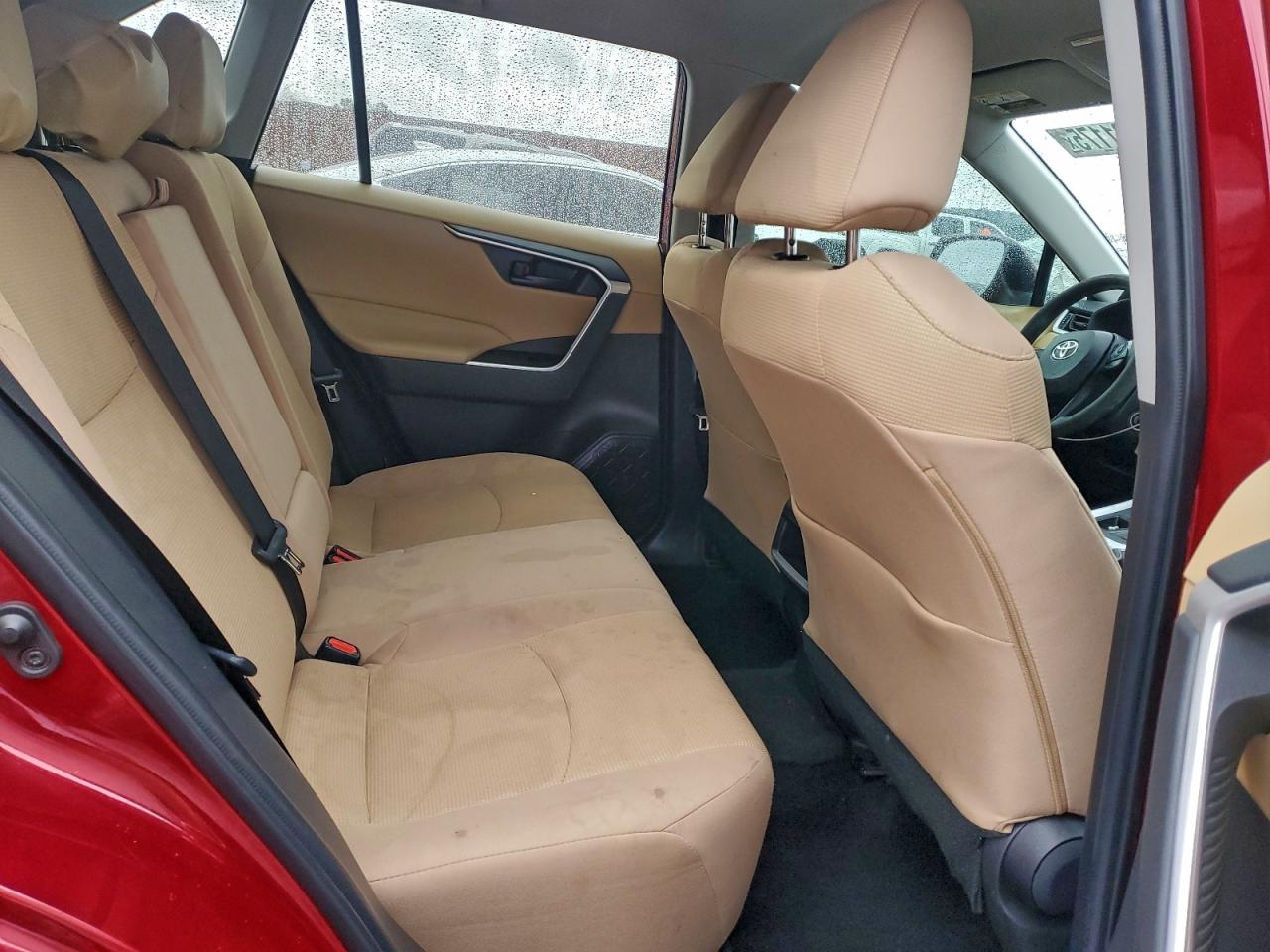 2021 TOYOTA RAV4 LE photo 21