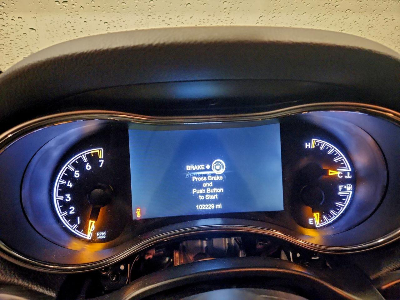 2019 JEEP GRAND CHEROKEE LAREDO photo 25