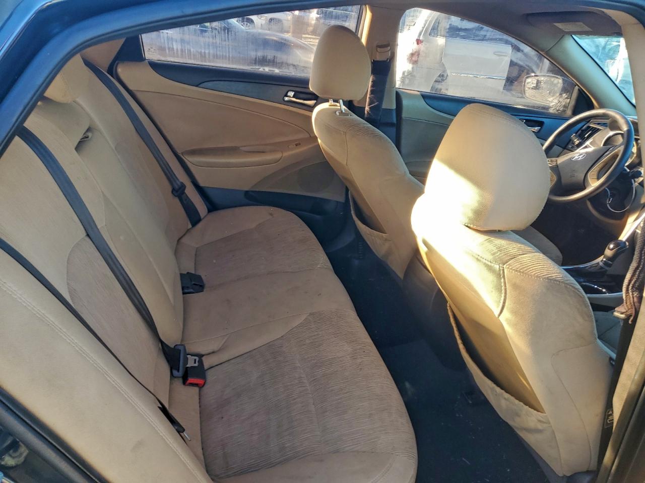 2011 HYUNDAI SONATA GLS photo 10