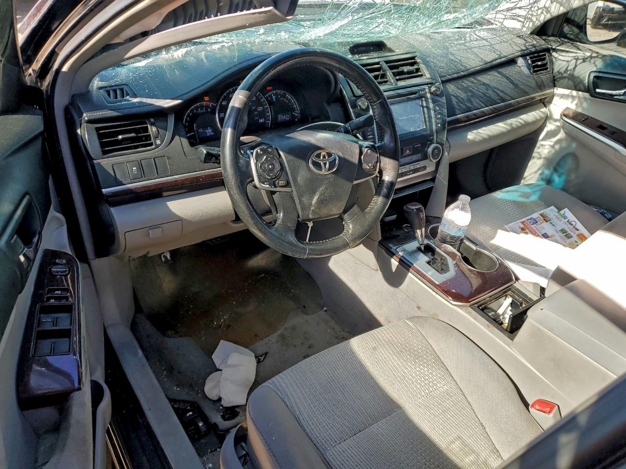 2012 TOYOTA CAMRY BASE photo 8