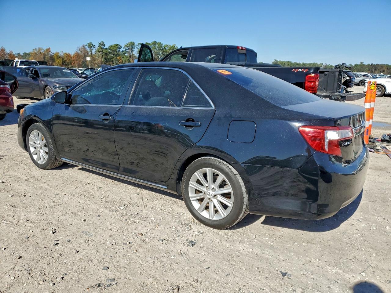 2012 TOYOTA CAMRY BASE photo 2