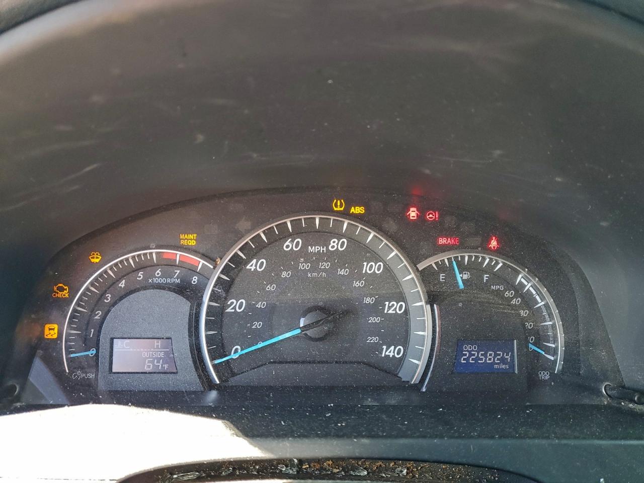 2012 TOYOTA CAMRY BASE photo 9