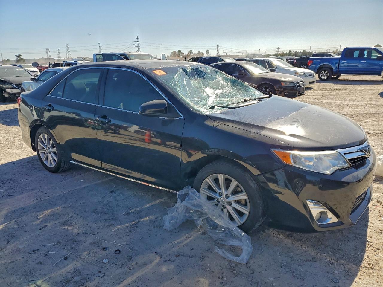 2012 TOYOTA CAMRY BASE photo 4