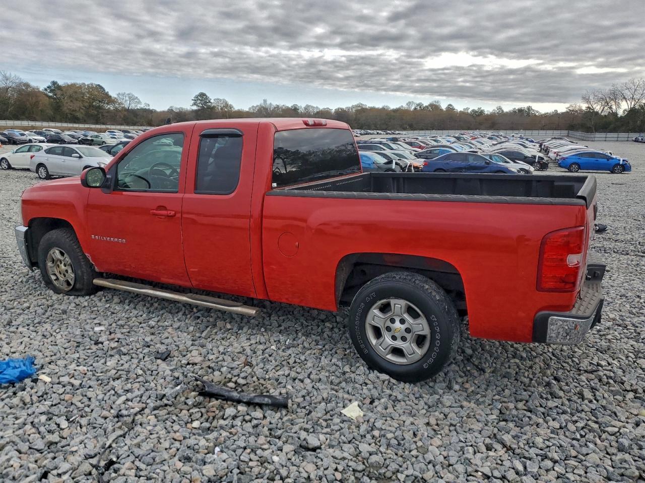 2007 CHEVROLET SILVERADO C1500 photo 2