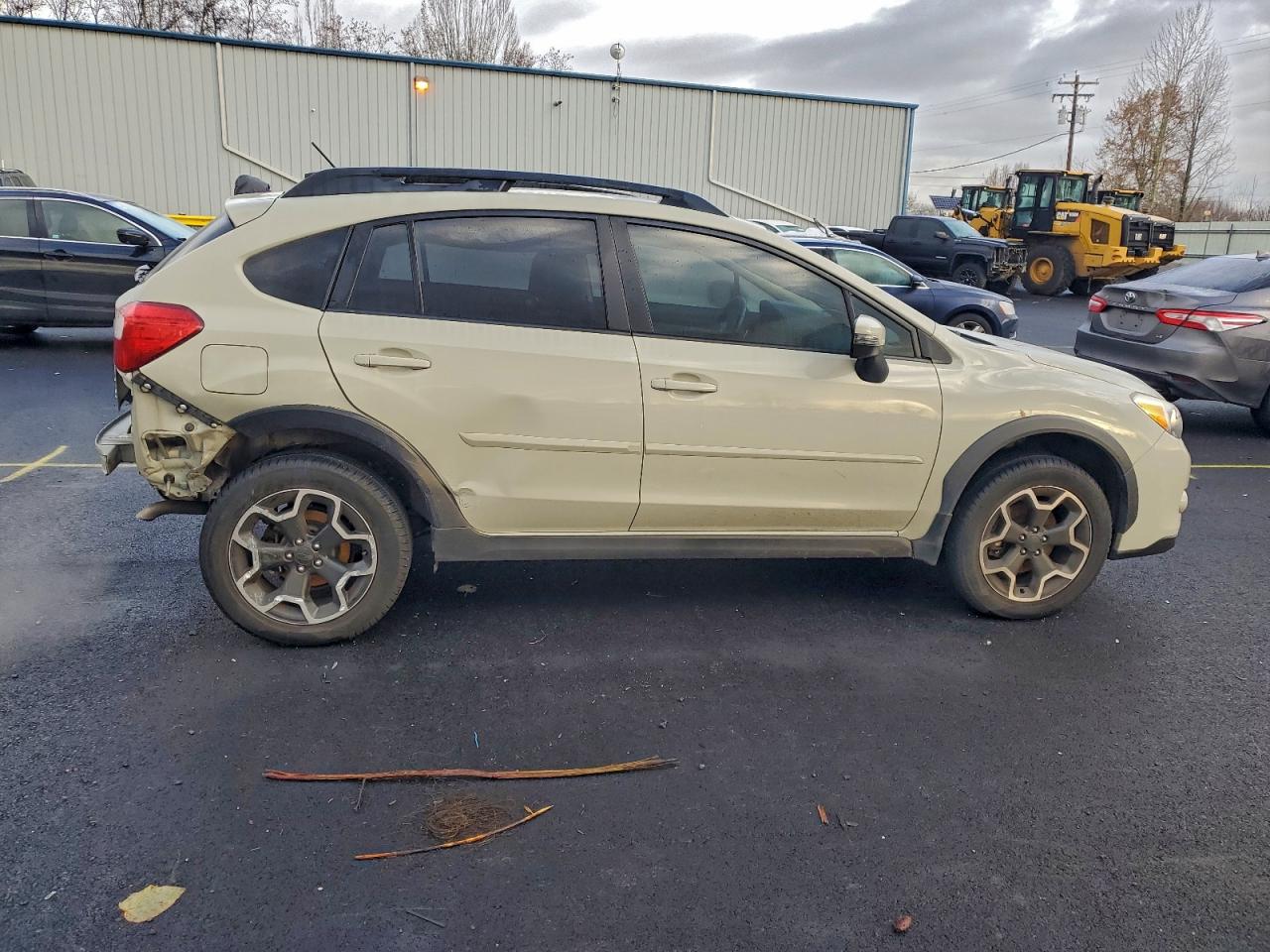 2015 SUBARU XV CROSSTREK 2.0 LIMITED photo 3