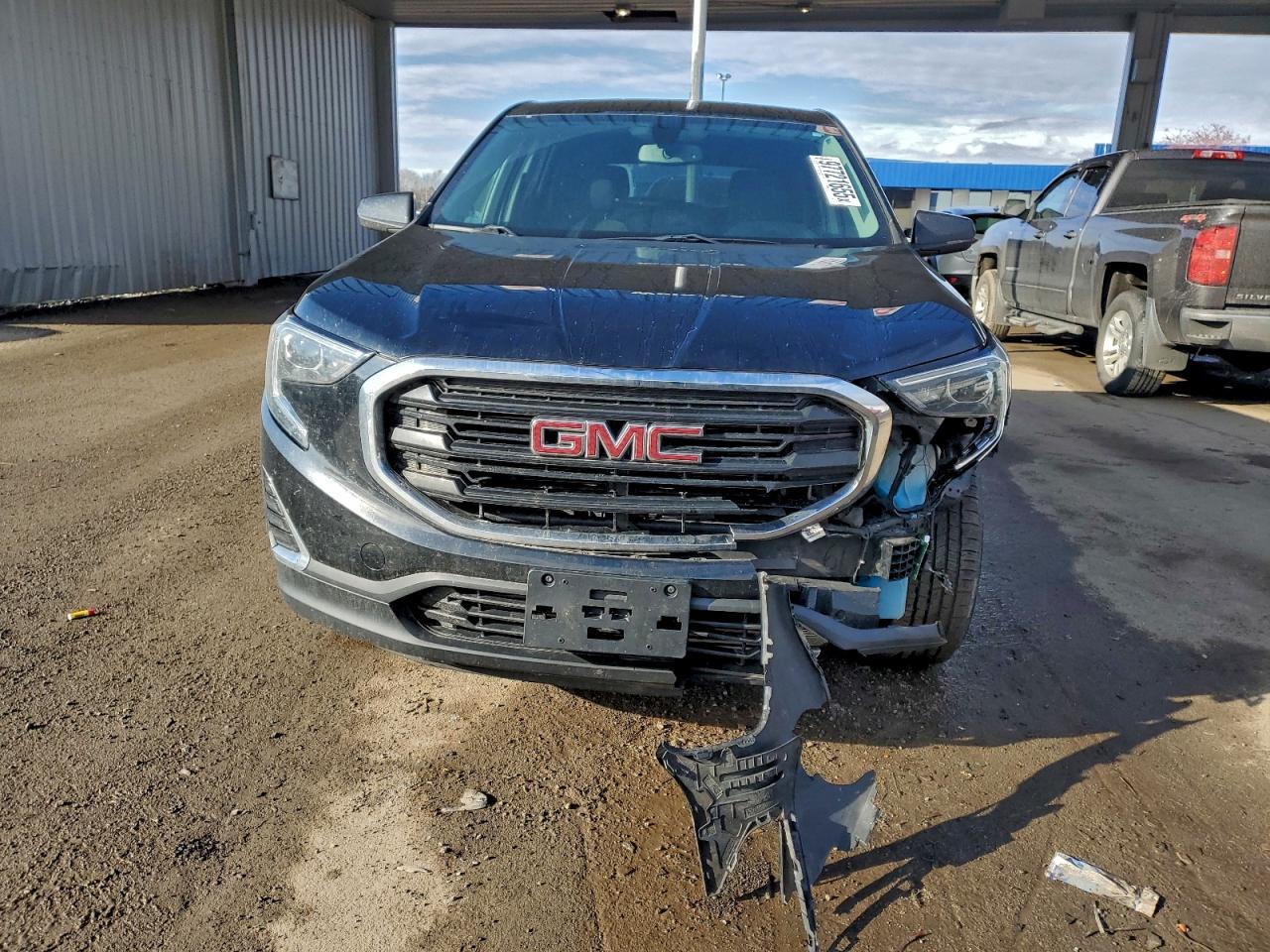 2018 GMC TERRAIN SLE photo 5