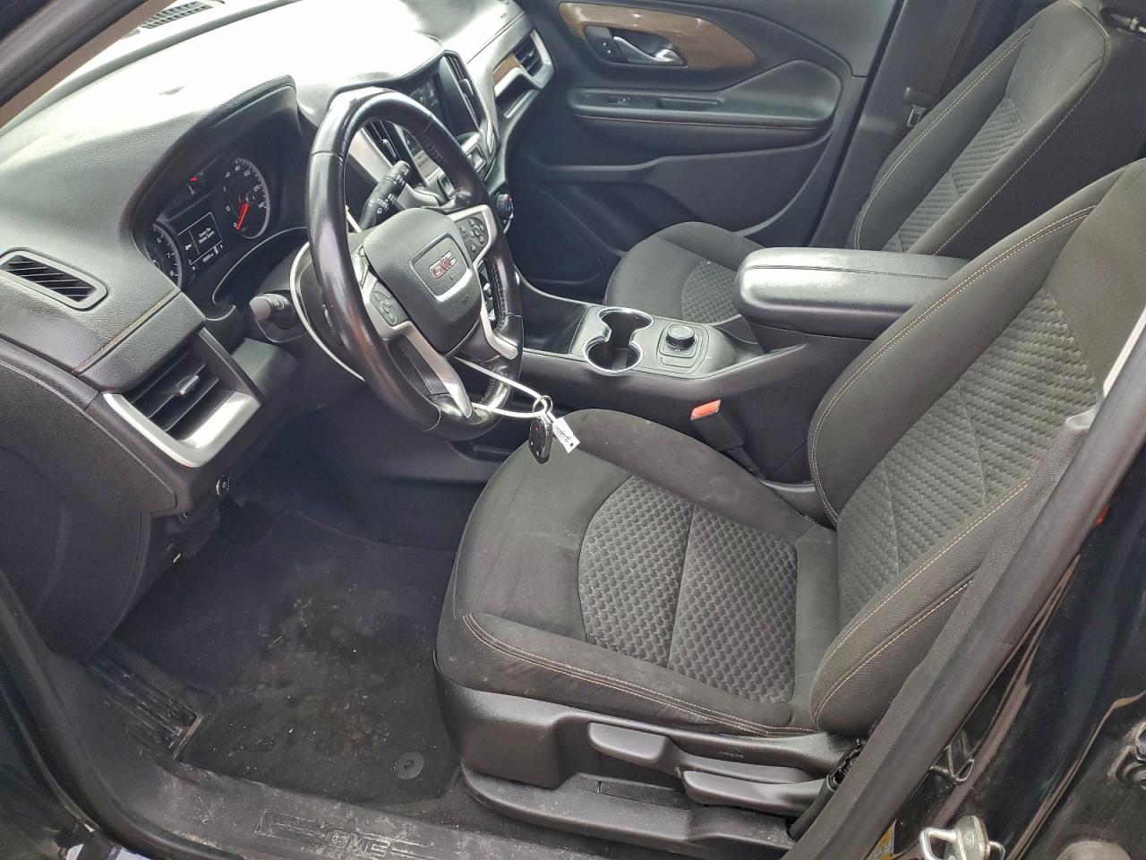2018 GMC TERRAIN SLE photo 7
