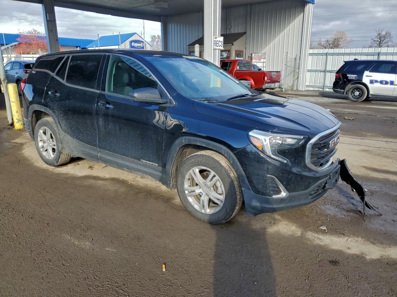 2018 GMC TERRAIN SLE photo 4